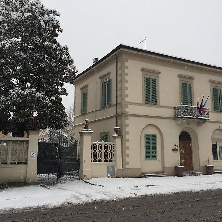 Lucca Relais Bed & Breakfast Екстериор снимка