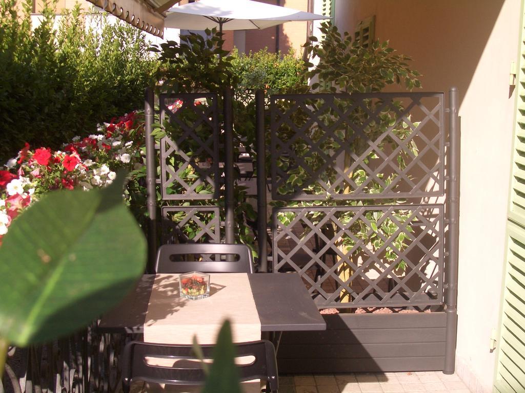 Lucca Relais Bed & Breakfast Екстериор снимка