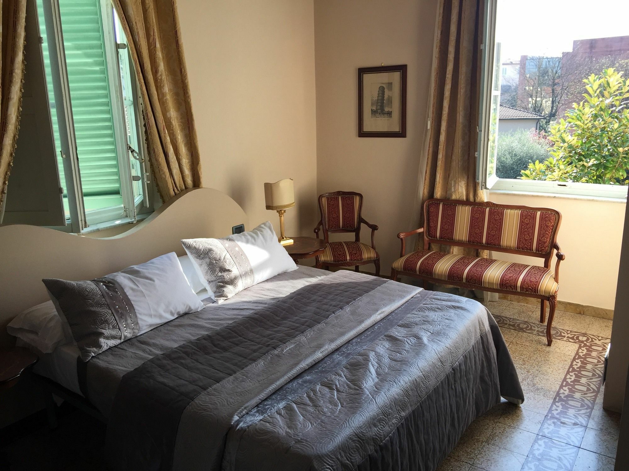Lucca Relais Bed & Breakfast Екстериор снимка