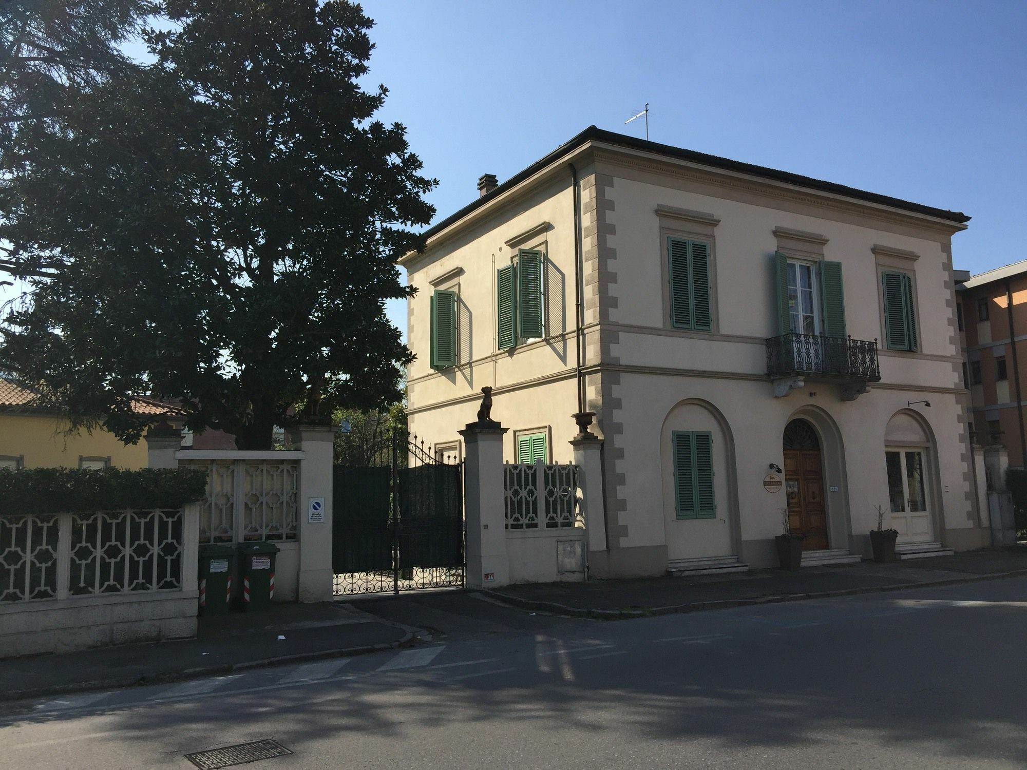Lucca Relais Bed & Breakfast Екстериор снимка